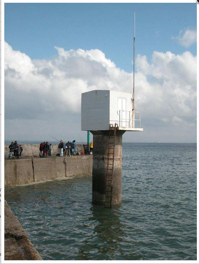 Maregraphe sur l'eau