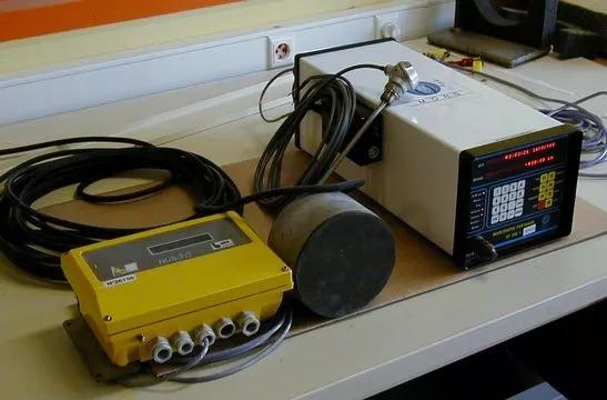 capteur, électronique et alimentation au laboratoire